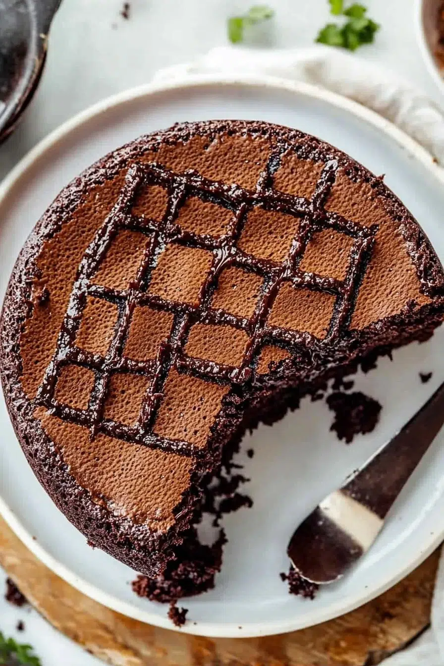 Deliciously rich chocolate fudge cake, perfect for any dessert lover.